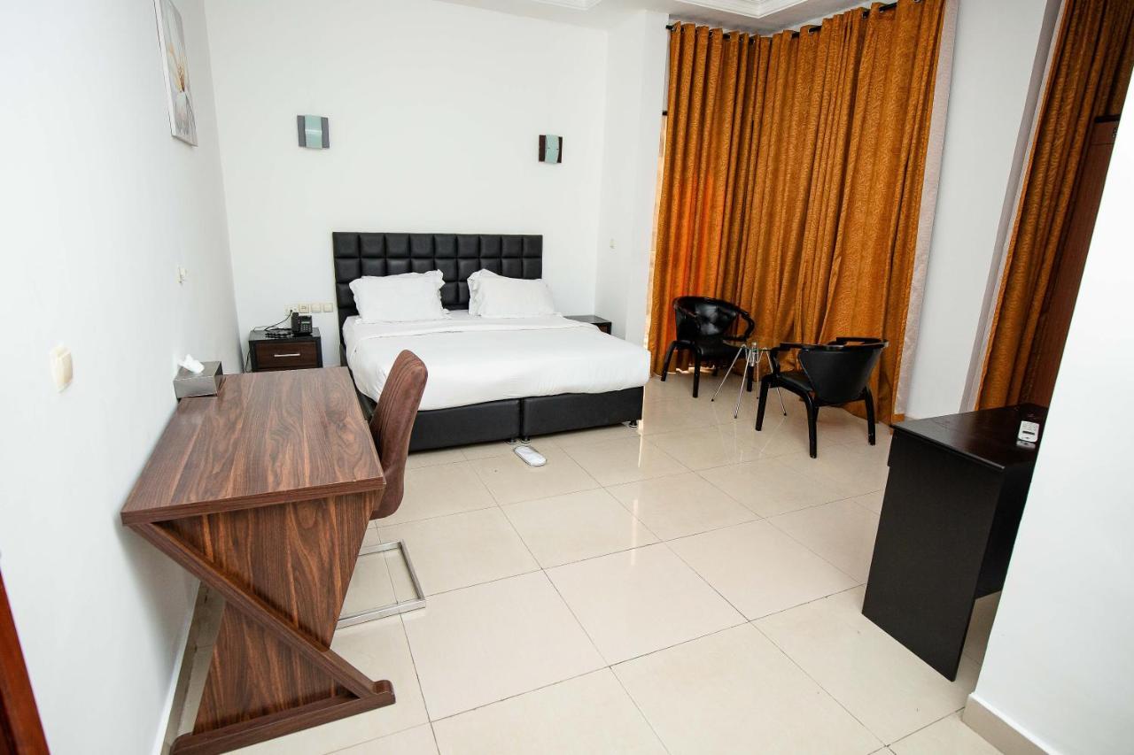 Hotel Everest Rd Congo Kinshasa Exteriér fotografie