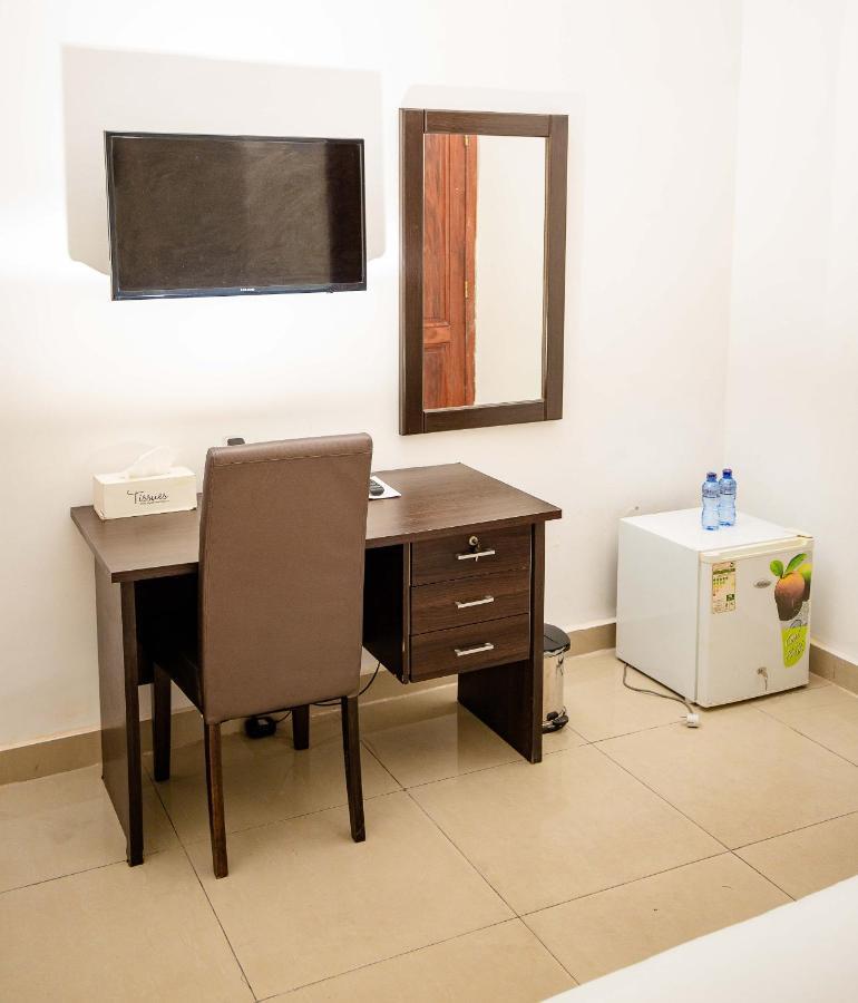 Hotel Everest Rd Congo Kinshasa Exteriér fotografie